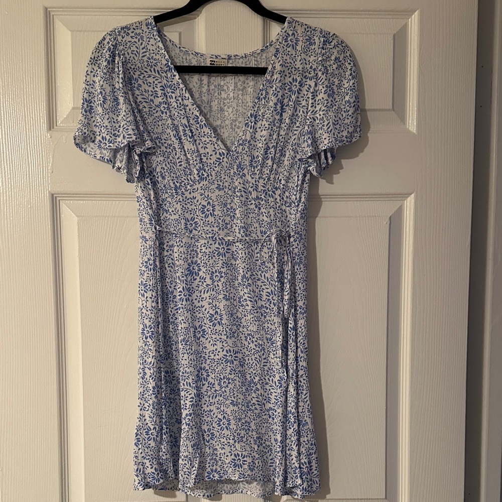 Billabong Blue and White Floral Mini Dress